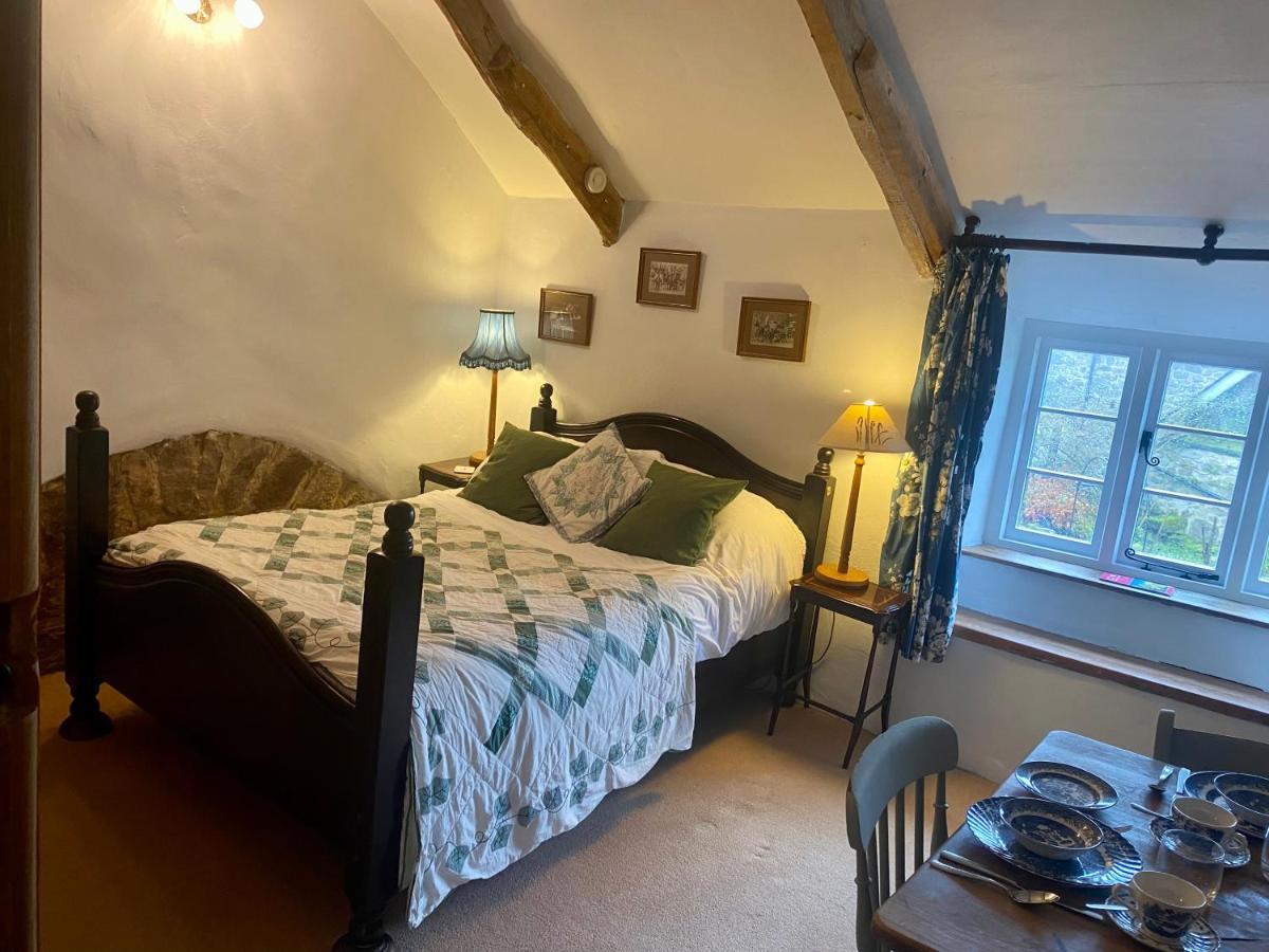Bed & Breakfast Corndonford Farm