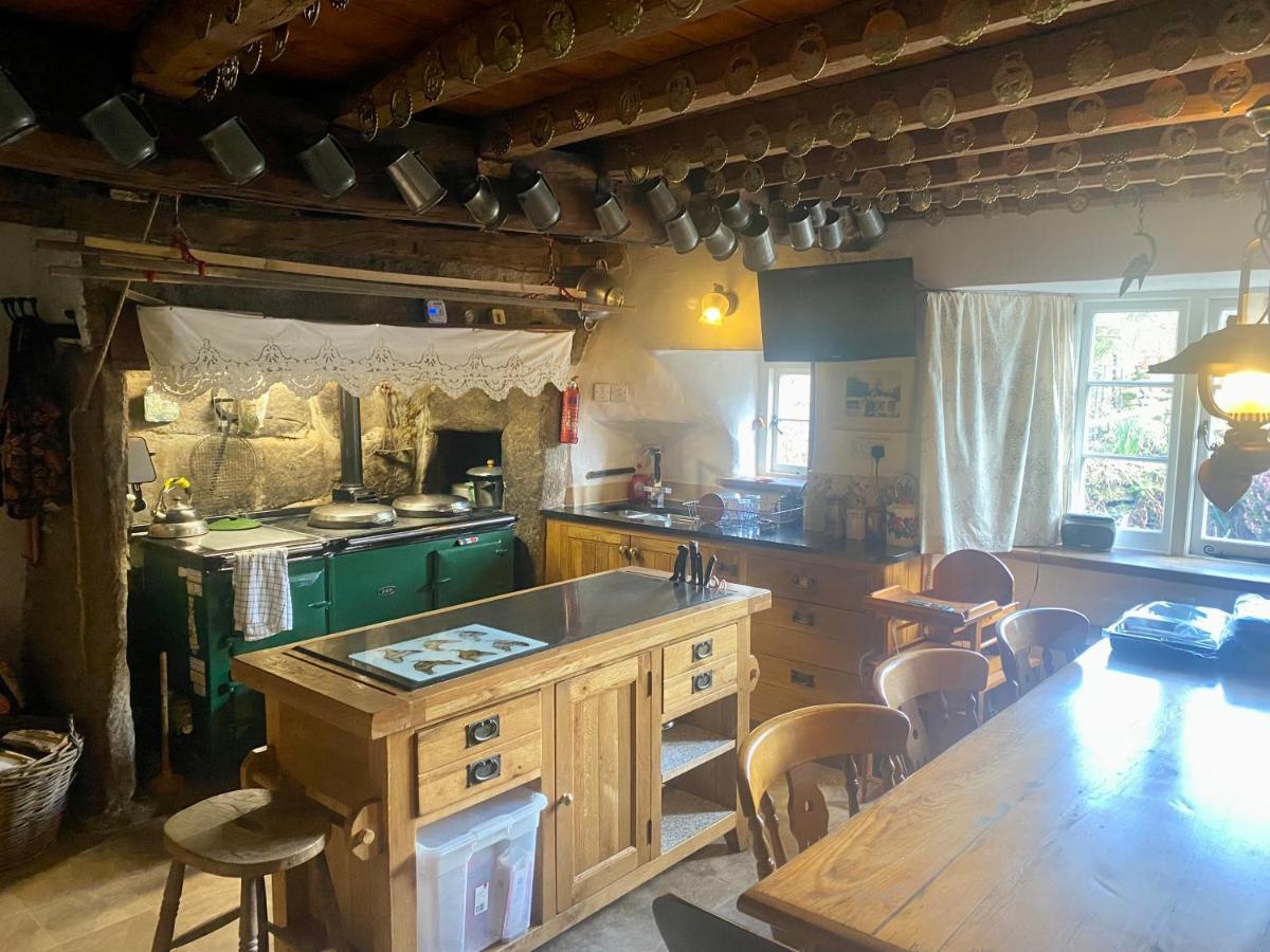 Corndonford Farm Bed & Breakfast 5*